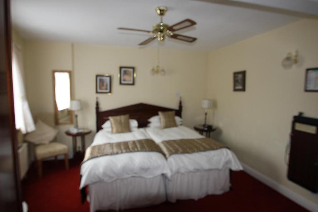 Longview Hotel Knutsford Quarto foto